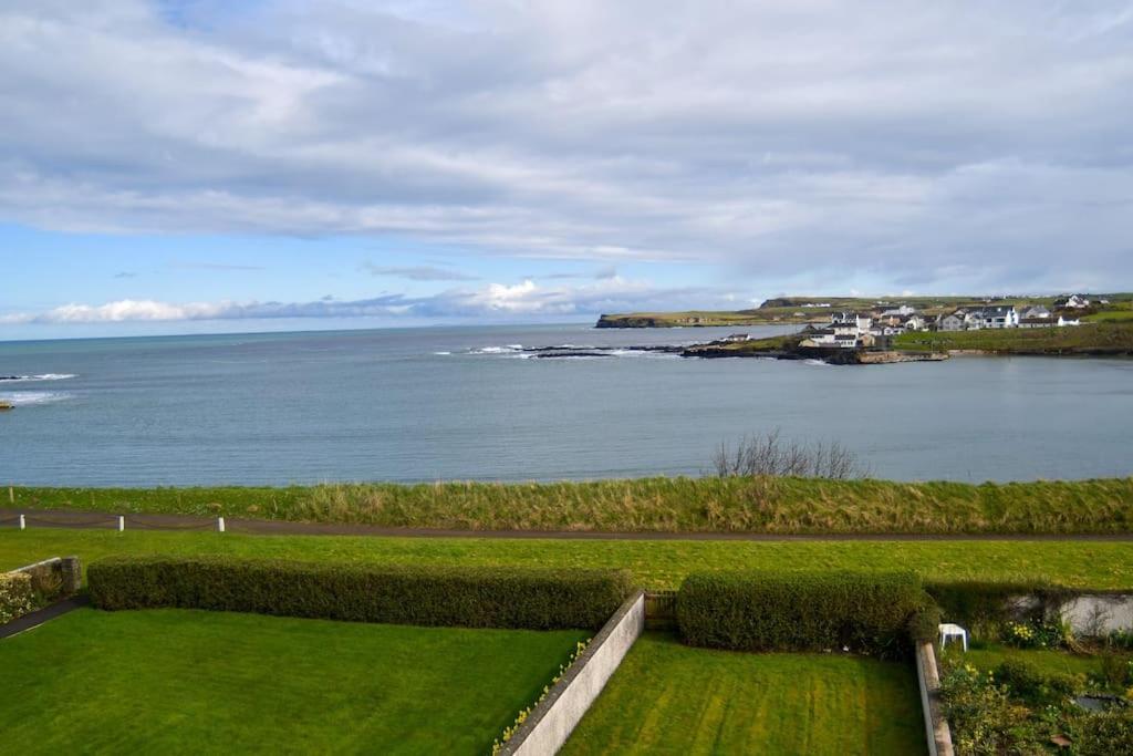 Shoreline Portballintrae North Coast Views Near Giants Causeway & Royal Portrush Luaran gambar