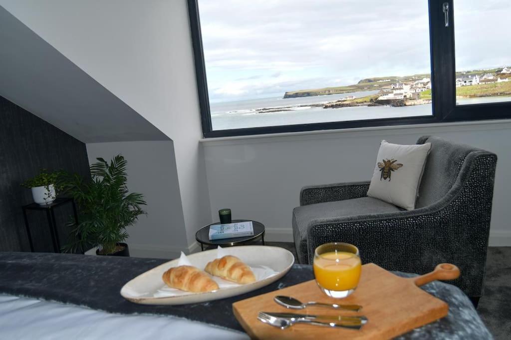 Shoreline Portballintrae North Coast Views Near Giants Causeway & Royal Portrush Luaran gambar