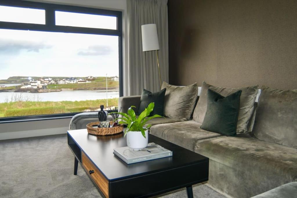 Shoreline Portballintrae North Coast Views Near Giants Causeway & Royal Portrush Luaran gambar
